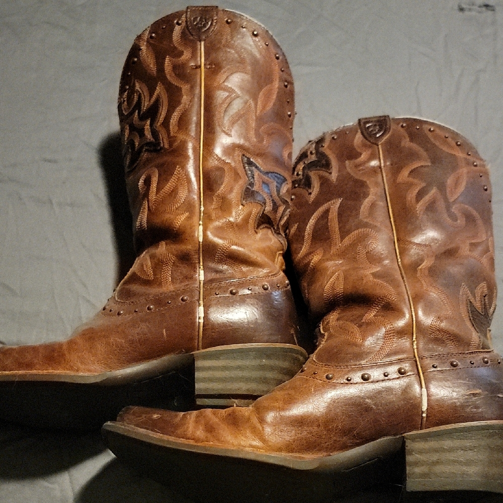 Ariat Brown Leather Cowboy Boots